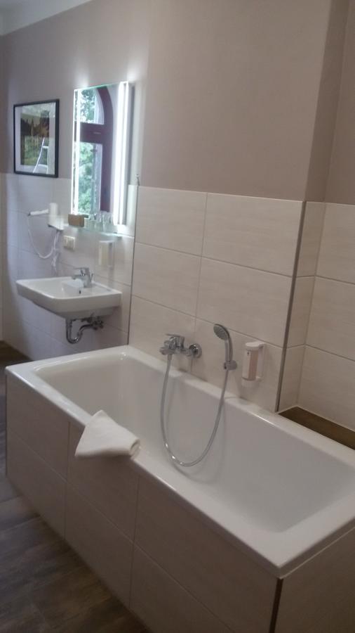 Waldschloesschen Wangen Hotel Wangen  Ngoại thất bức ảnh